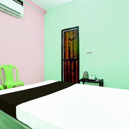 Hotel O Mochu Vatika Marriage Hall & Guest House Патна Екстериор снимка